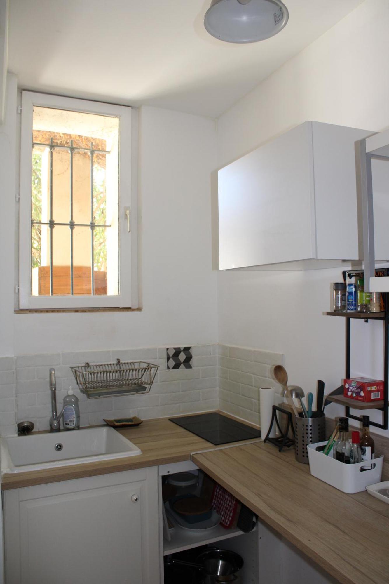 Agreable Appartement P2 Centre Ville Au Calme. Nîmes Exterior foto